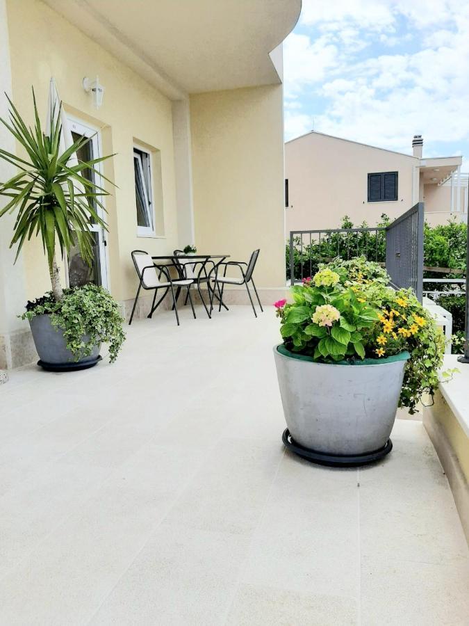 Apartments Akmadzic Makarska Eksteriør billede