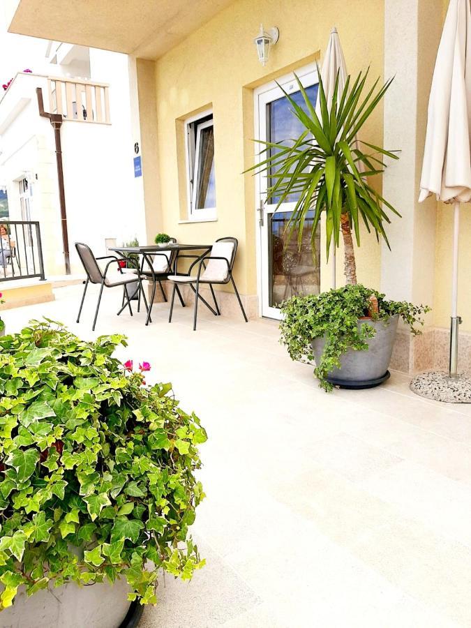 Apartments Akmadzic Makarska Eksteriør billede